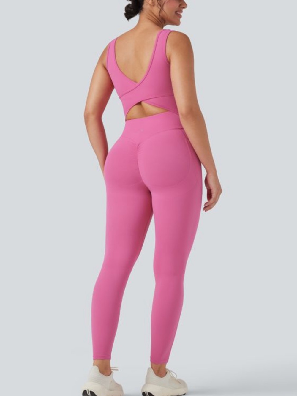 Halara UltraSculpt V Neck Butt Lifting Workout Jumpsuit with Pockets Size Medium